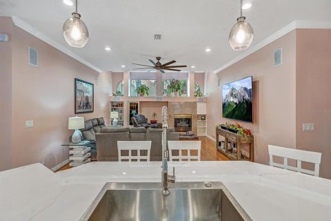 House in New Port Richey, Florida 4 bedrooms, 229.38 sq.m. № 1802001 - photo 30