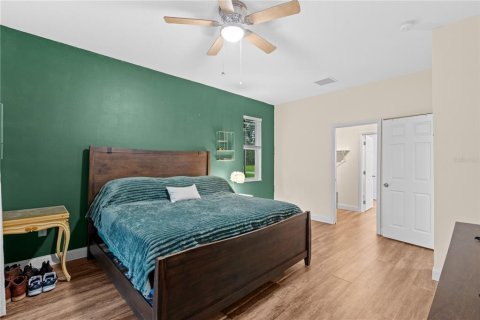 Casa en venta en Zephyrhills, Florida, 3 dormitorios, 161.93 m2 № 1915269 - foto 26