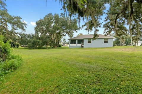 Casa en venta en Zephyrhills, Florida, 3 dormitorios, 161.93 m2 № 1915269 - foto 6