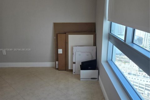 Copropriété à vendre à Miami, Floride: 1 chambre, 71.35 m2 № 2040931 - photo 10