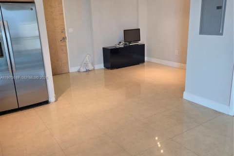 Copropriété à vendre à Miami, Floride: 1 chambre, 71.35 m2 № 2040931 - photo 13