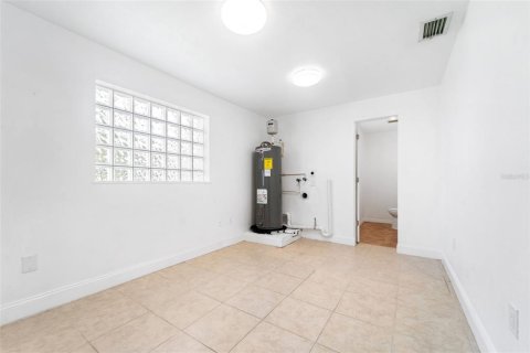 House in Seminole, Florida 3 bedrooms, 141.4 sq.m. № 1851492 - photo 27