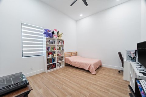 Casa en venta en Port Charlotte, Florida, 4 dormitorios, 312.89 m2 № 1884120 - foto 22