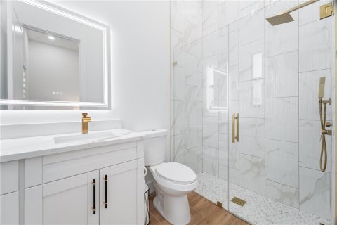 Casa en venta en Port Charlotte, Florida, 4 dormitorios, 312.89 m2 № 1884120 - foto 19