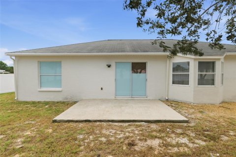 Villa ou maison à louer à Spring Hill, Floride: 3 chambres, 144.83 m2 № 2378203 - photo 30