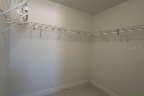 Villa ou maison à louer à Spring Hill, Floride: 3 chambres, 144.83 m2 № 2378203 - photo 13
