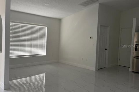 Villa ou maison à louer à Spring Hill, Floride: 3 chambres, 144.83 m2 № 2378203 - photo 25