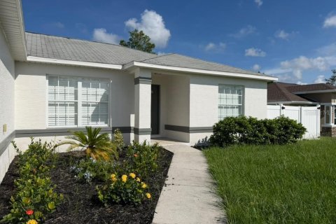Villa ou maison à Spring Hill, Floride 3 chambres, 144.83 m2 № 2378203