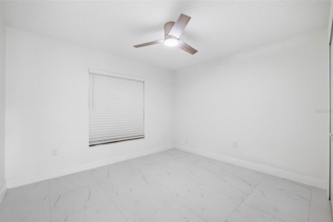 Villa ou maison à louer à Spring Hill, Floride: 3 chambres, 144.83 m2 № 2378203 - photo 27