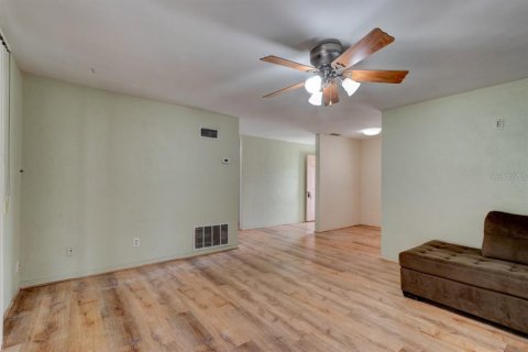 Casa en venta en Daytona Beach, Florida, 3 dormitorios, 141.58 m2 № 1737194 - foto 10