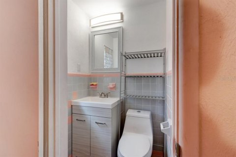 Casa en venta en Daytona Beach, Florida, 3 dormitorios, 141.58 m2 № 1737194 - foto 17