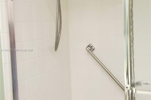 Copropriété à vendre à Sunrise, Floride: 2 chambres, 78.97 m2 № 2005471 - photo 13