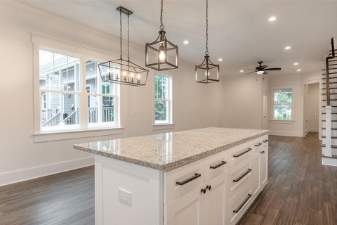 Touwnhouse à louer à Tampa, Floride: 3 chambres, 203.08 m2 № 2423823 - photo 16