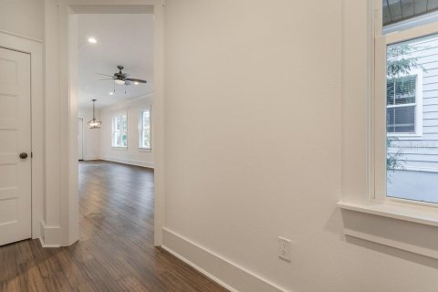 Touwnhouse à louer à Tampa, Floride: 3 chambres, 203.08 m2 № 2423823 - photo 6