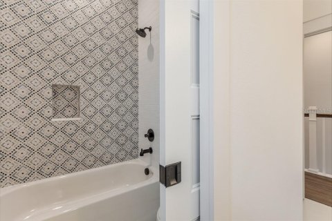 Touwnhouse à louer à Tampa, Floride: 3 chambres, 203.08 m2 № 2423823 - photo 29