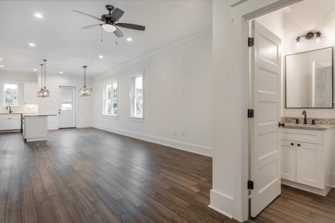 Touwnhouse à louer à Tampa, Floride: 3 chambres, 203.08 m2 № 2423823 - photo 7