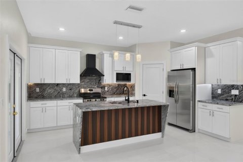 Villa ou maison à vendre à Lakeland, Floride: 3 chambres, 152.73 m2 № 2391595 - photo 19