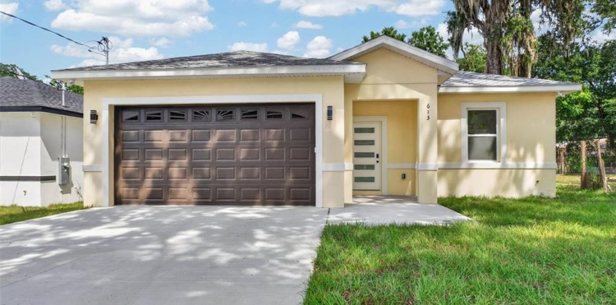 Villa ou maison à Lakeland, Floride 3 chambres, 152.73 m2 № 2391595