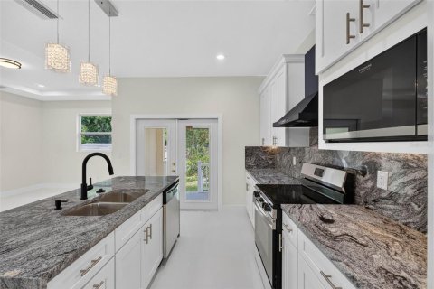 Villa ou maison à vendre à Lakeland, Floride: 3 chambres, 152.73 m2 № 2391595 - photo 23