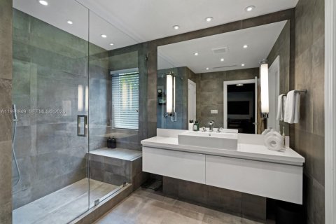 Casa en alquiler en Miami Beach, Florida, 4 dormitorios, 205.69 m2 № 2060978 - foto 18