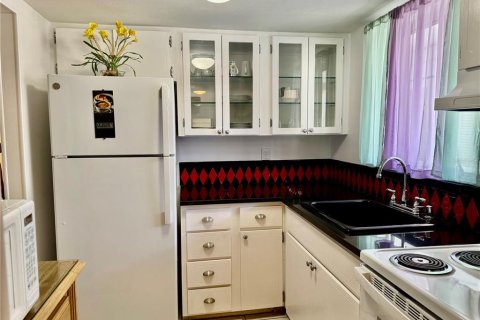 Copropriété à vendre à Bradenton, Floride: 2 chambres, 78.04 m2 № 2148095 - photo 5