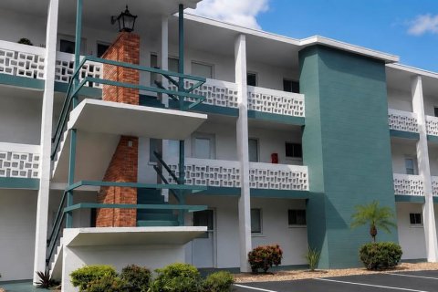 Condo à Bradenton, Floride, 2 chambres  № 2148095