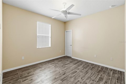 Casa en venta en Apopka, Florida, 4 dormitorios, 260.78 m2 № 2138175 - foto 17