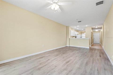 Condo in Palm Coast, Florida, 2 bedrooms  № 1542870 - photo 14