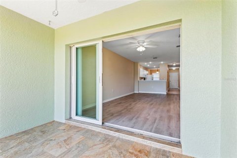Condo in Palm Coast, Florida, 2 bedrooms  № 1542870 - photo 29
