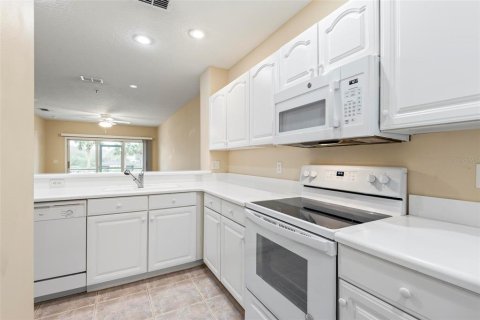Condo in Palm Coast, Florida, 2 bedrooms  № 1542870 - photo 30