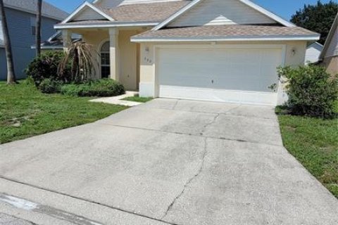 House in Davenport, Florida 4 bedrooms, 154.12 sq.m. № 1906109 - photo 1