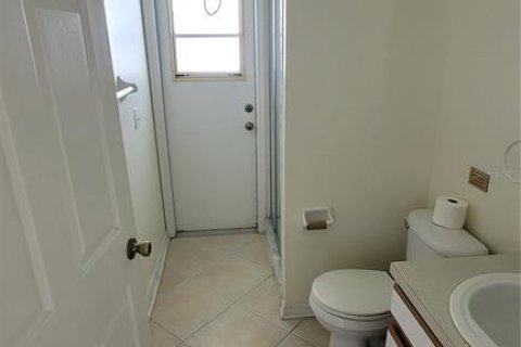 House in Davenport, Florida 4 bedrooms, 154.12 sq.m. № 1906109 - photo 6