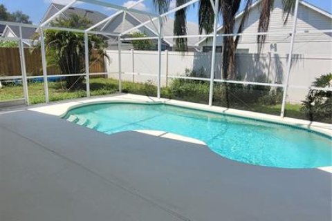House in Davenport, Florida 4 bedrooms, 154.12 sq.m. № 1906109 - photo 14