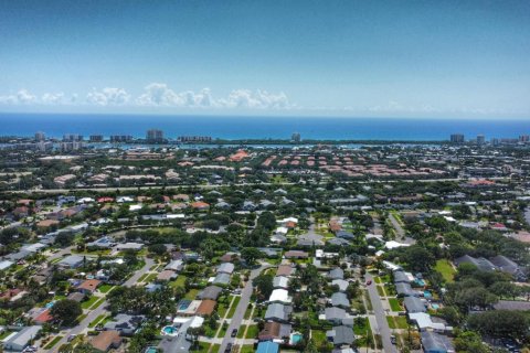 Condo in Tequesta, Florida, 2 bedrooms  № 1183740 - photo 1