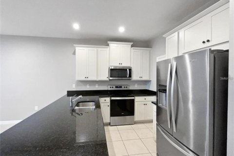Touwnhouse à louer à Kissimmee, Floride: 3 chambres, 141.95 m2 № 2284235 - photo 11