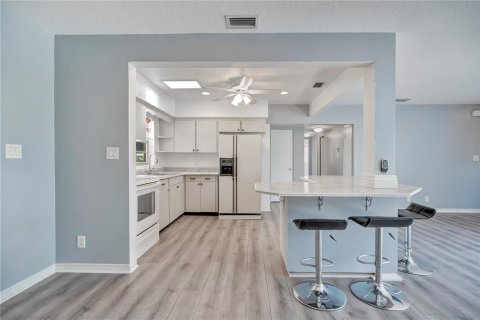 Casa en venta en Orlando, Florida, 4 dormitorios, 141.58 m2 № 2426990 - foto 8