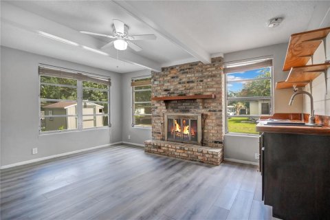 Casa en venta en Orlando, Florida, 4 dormitorios, 141.58 m2 № 2426990 - foto 6