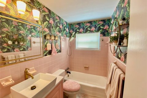 Casa en venta en Lake Mary, Florida, 4 dormitorios, 185.43 m2 № 1904198 - foto 12
