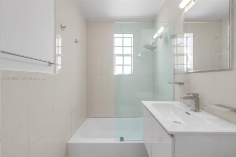 Купить кондоминиум в Майами-Бич, Флорида 1 спальня, 65.03м2, № 2040627 - фото 13