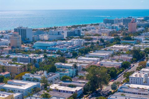 Купить кондоминиум в Майами-Бич, Флорида 1 спальня, 65.03м2, № 2040627 - фото 21