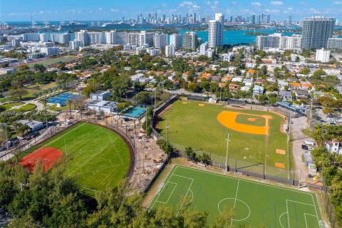 Купить кондоминиум в Майами-Бич, Флорида 1 спальня, 65.03м2, № 2040627 - фото 23