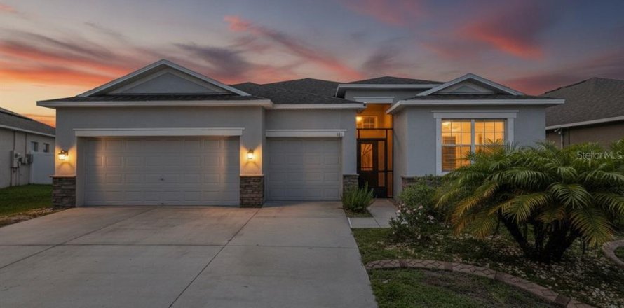Casa en Ruskin, Florida 4 dormitorios, 215.81 m2 № 2222246