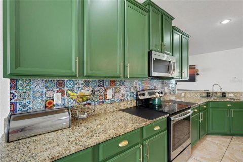 Casa en venta en Ruskin, Florida, 4 dormitorios, 215.81 m2 № 2222246 - foto 9