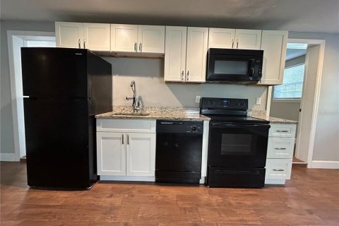 Apartamento en alquiler en Bartow, Florida, 2 dormitorios, 69.68 m2 № 1821259 - foto 4