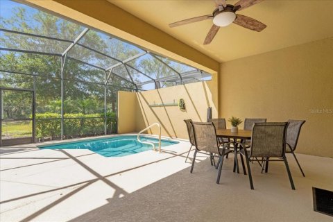 Townhouse in Davenport, Florida 4 bedrooms, 202.9 sq.m. № 1592821 - photo 10