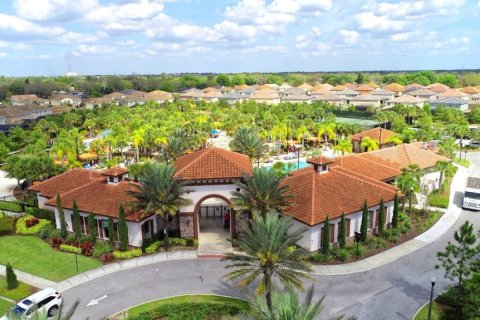 Townhouse in Davenport, Florida 4 bedrooms, 202.9 sq.m. № 1592821 - photo 8