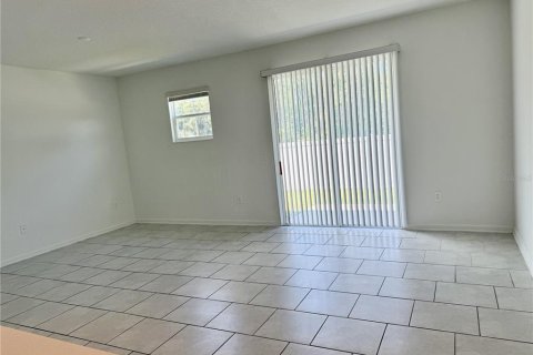 Adosado en alquiler en Kissimmee, Florida, 3 dormitorios, 166.57 m2 № 1883328 - foto 11