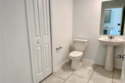 Adosado en alquiler en Kissimmee, Florida, 3 dormitorios, 166.57 m2 № 1883328 - foto 13