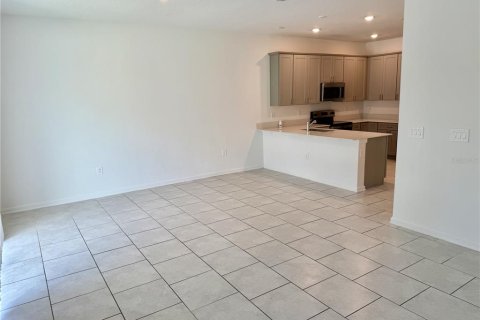 Adosado en alquiler en Kissimmee, Florida, 3 dormitorios, 166.57 m2 № 1883328 - foto 12