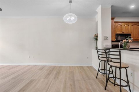 Condo in Orlando, Florida, 3 bedrooms  № 1849742 - photo 9